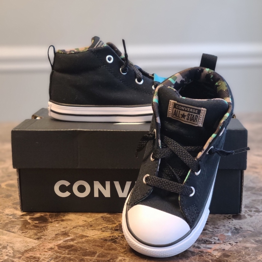Converse CTAS Street Mid Black/Khaki/Green size 9 toddler boy